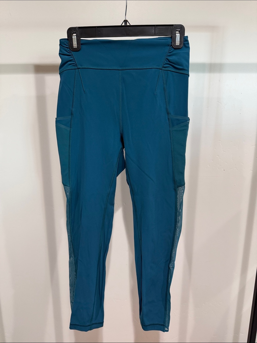 Lululemon Deep Teal Athletic Leggings Size 8